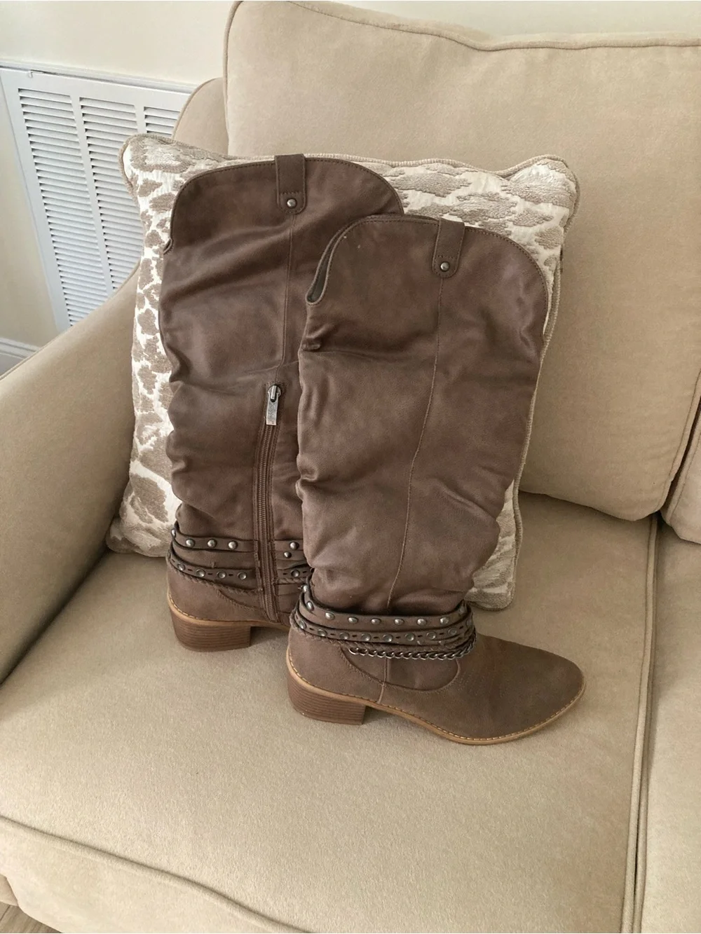 Women's Tall Brown Western-Style Boots with Studded Wrap